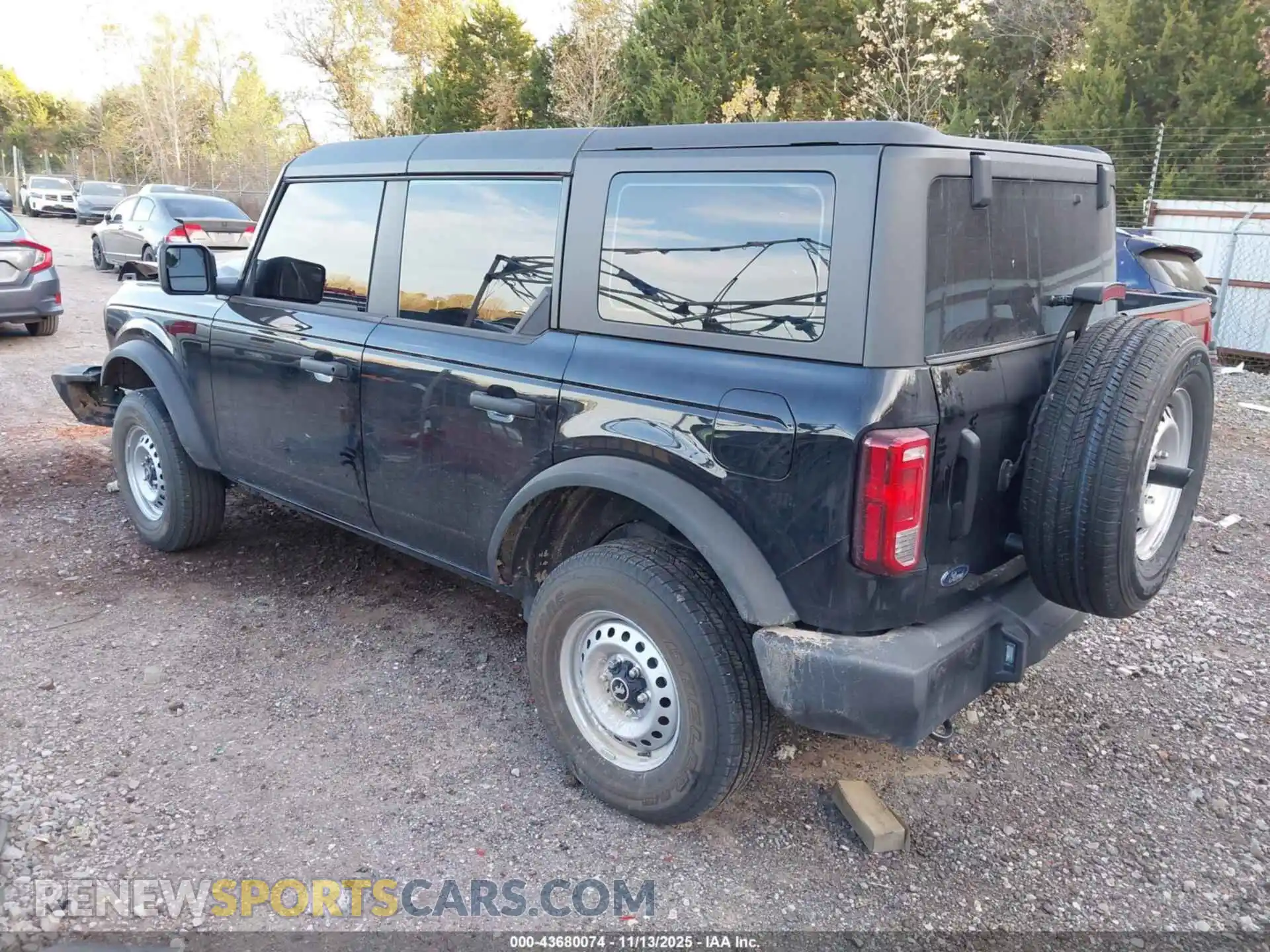 3 Photograph of a damaged car 1FMDE6BH5SLB07809 FORD BRONCO 2025