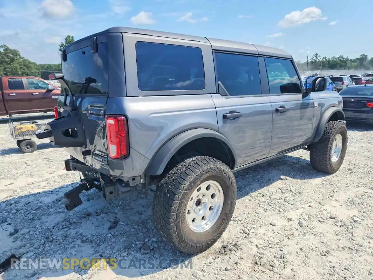 3 fotografías del automóvil dañado 1FMDE7BH1SLA52460 FORD BRONCO 2025