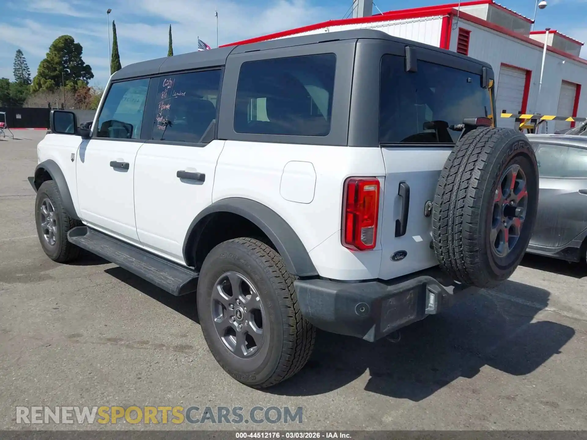 3 Photograph of a damaged car 1FMDE7BH1SLA77357 FORD BRONCO 2025