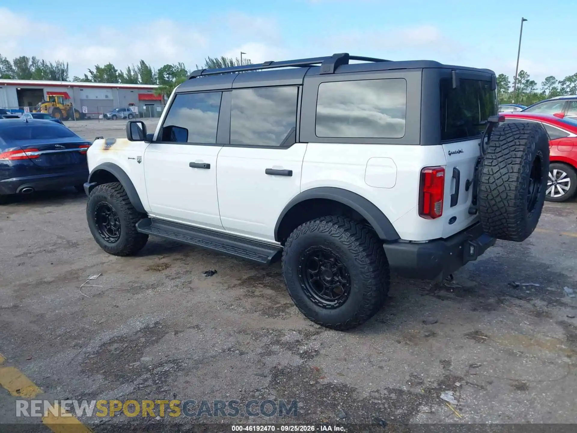 3 Photograph of a damaged car 1FMDE7BH2SLB78293 FORD BRONCO 2025
