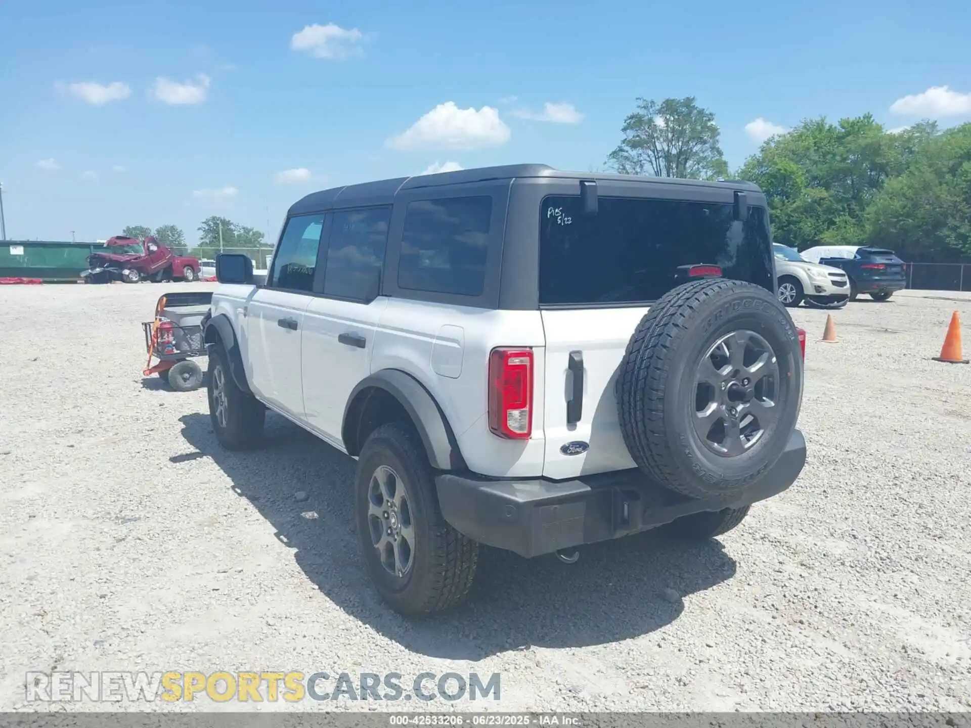 3 Photograph of a damaged car 1FMDE7BH3SLA43579 FORD BRONCO 2025