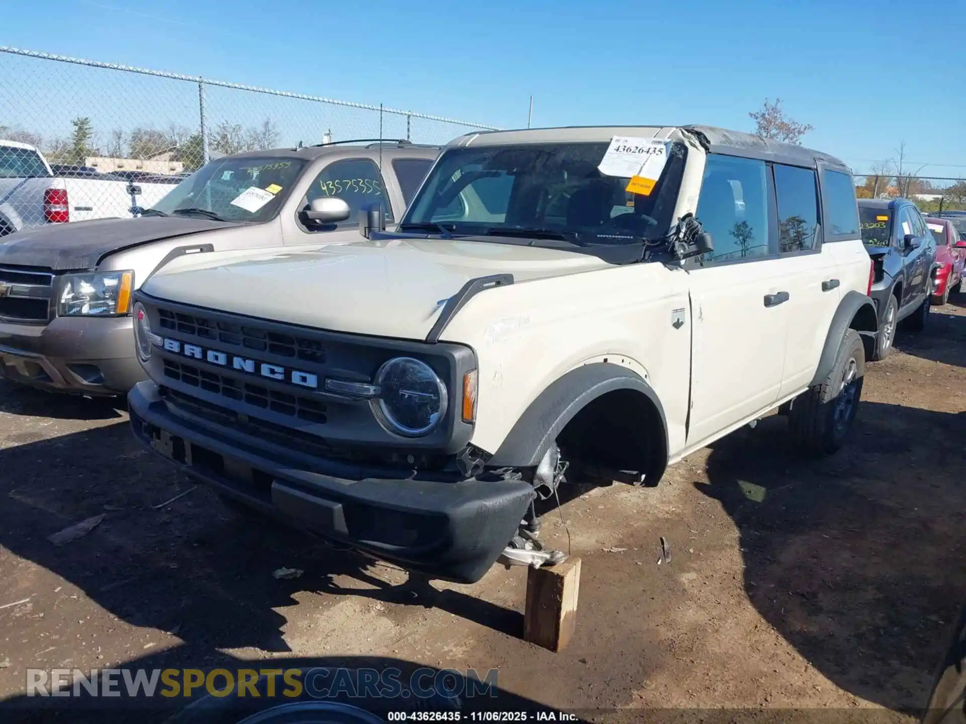 2 Photograph of a damaged car 1FMDE7BHXSLA80256 FORD BRONCO 2025