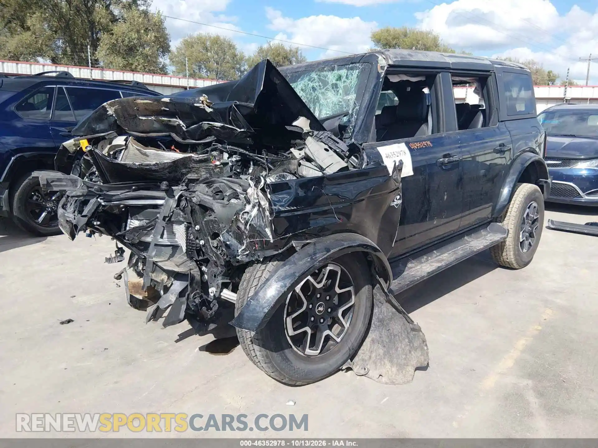 2 fotografías del automóvil dañado 1FMDE8BH9SLB61478 FORD BRONCO 2025