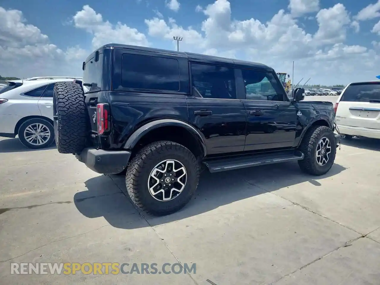 3 Photograph of a damaged car 1FMEE8BP2SLB43089 FORD BRONCO 2025
