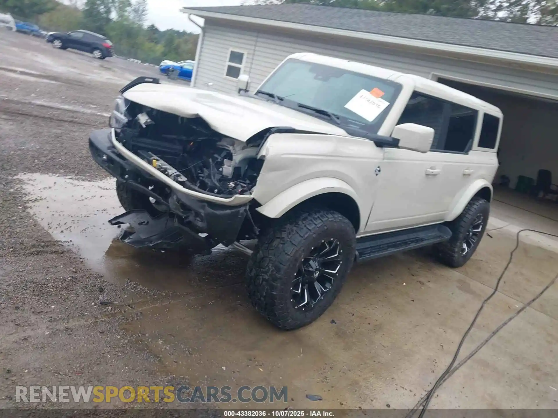 2 Photograph of a damaged car 1FMEE8BP8SLA86249 FORD BRONCO 2025