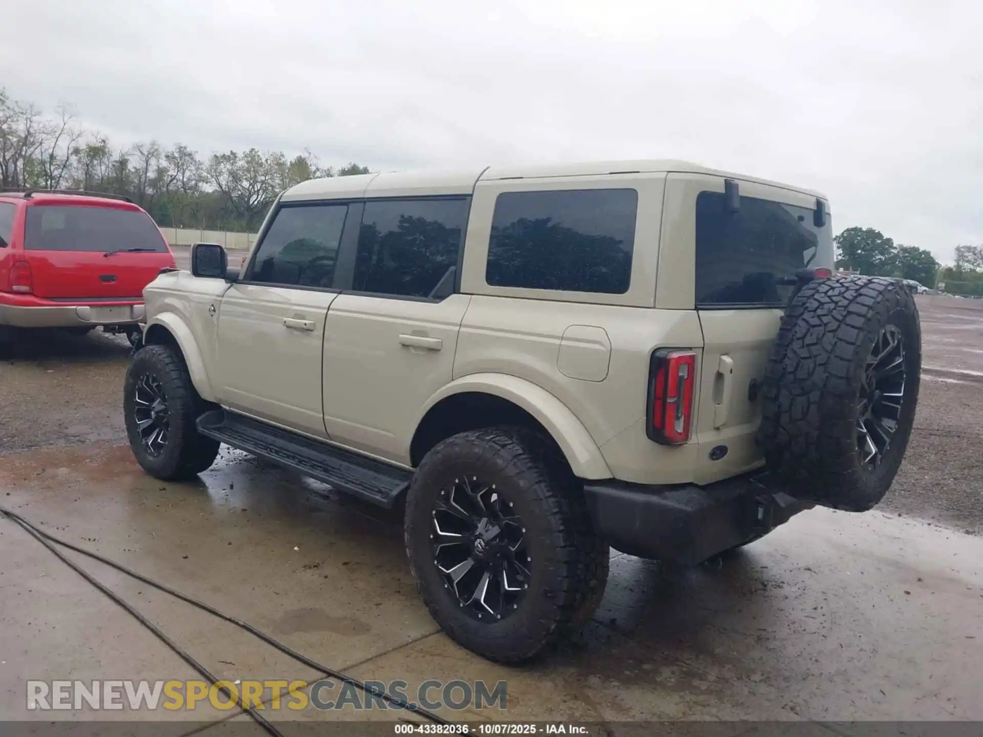 3 Photograph of a damaged car 1FMEE8BP8SLA86249 FORD BRONCO 2025
