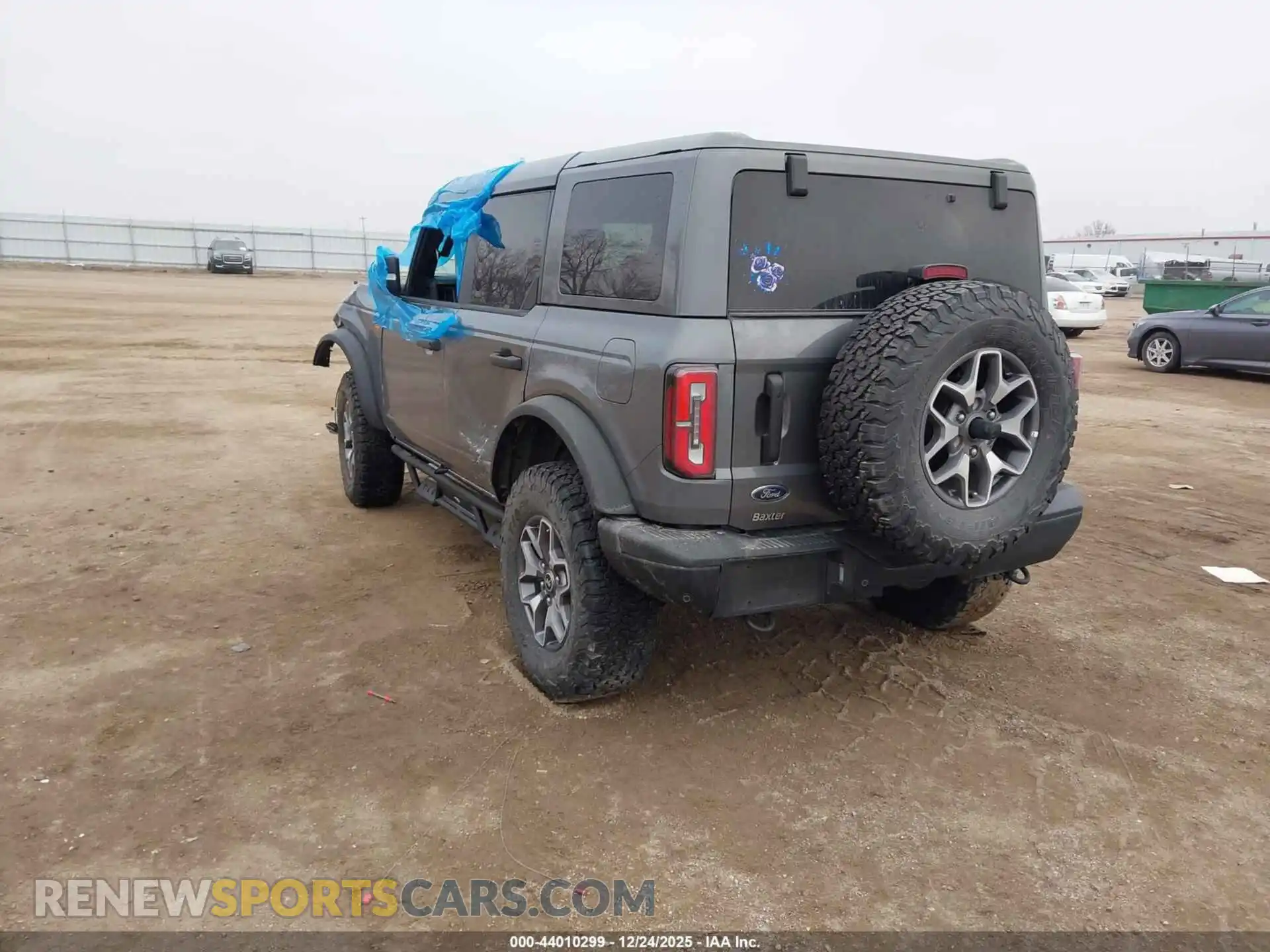 3 Photograph of a damaged car 1FMEE9BP8SLB02701 FORD BRONCO 2025