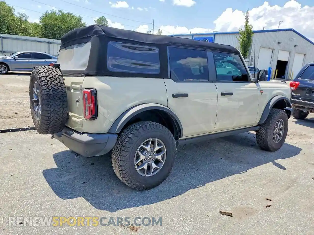 3 Фотография поврежденного автомобиля 1FMEE9BPXSLA47667 FORD BRONCO 2025