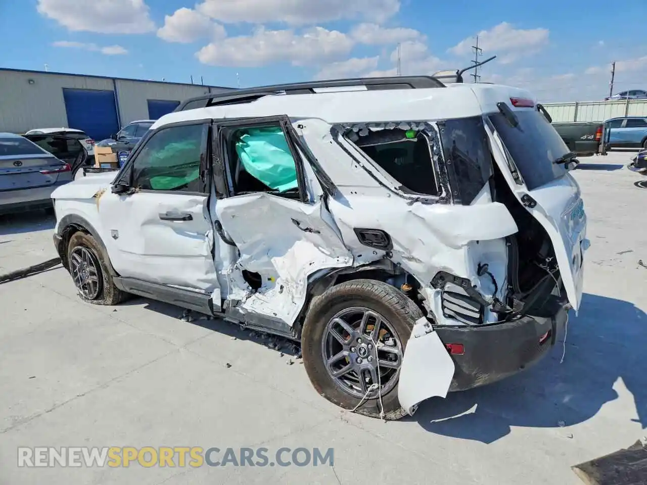 2 fotografías del automóvil dañado 3FMCR9BN7SRE61663 FORD BRONCO 2025
