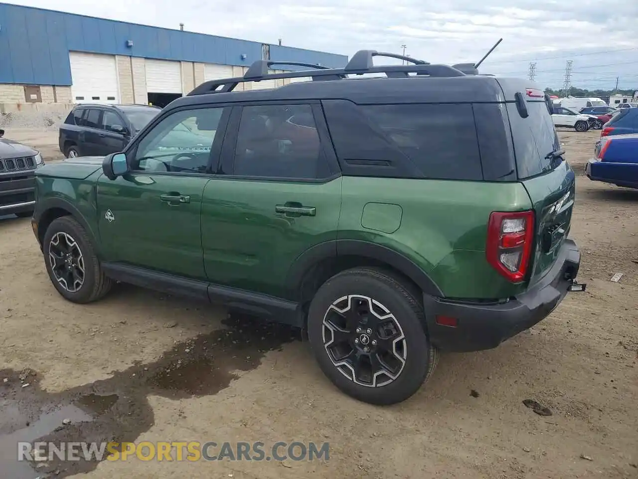 2 fotografías del automóvil dañado 3FMCR9CN0SRF01452 FORD BRONCO 2025