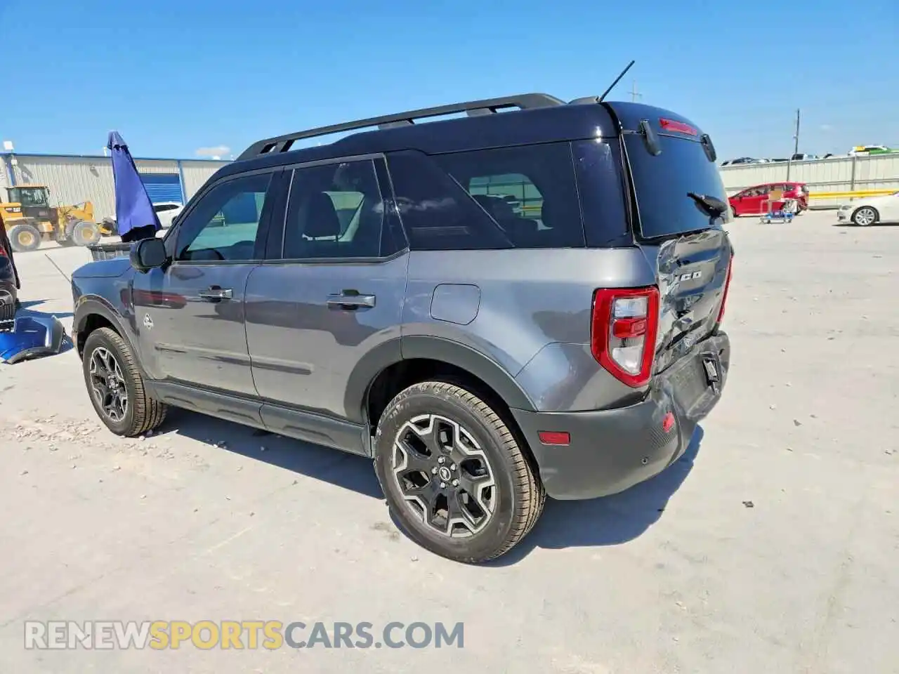 2 fotografías del automóvil dañado 3FMCR9CN3SRE15696 FORD BRONCO 2025