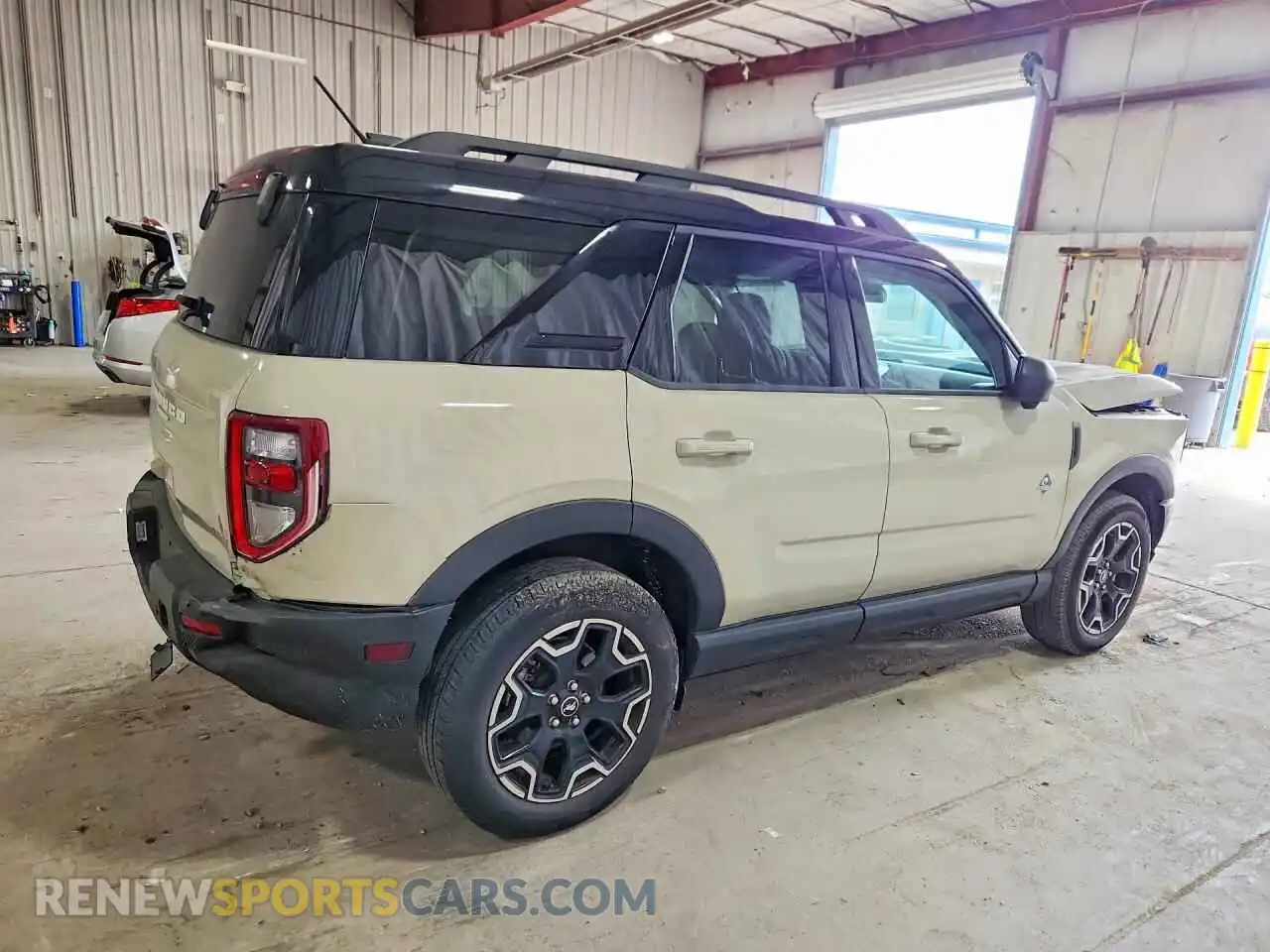 3 Photograph of a damaged car 3FMCR9CN4SRE17022 FORD BRONCO 2025