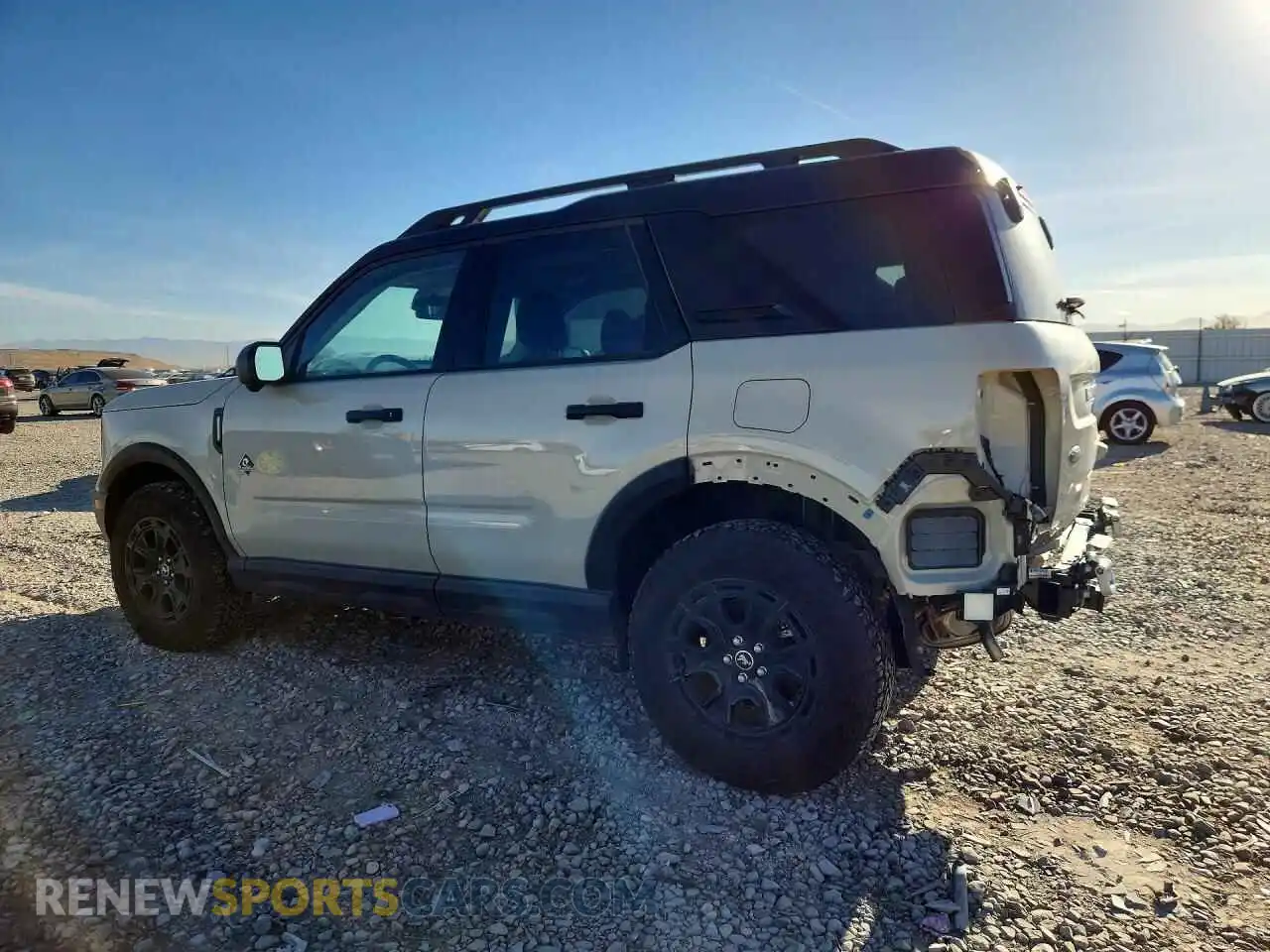 2 fotografías del automóvil dañado 3FMCR9CN6SRF35573 FORD BRONCO 2025