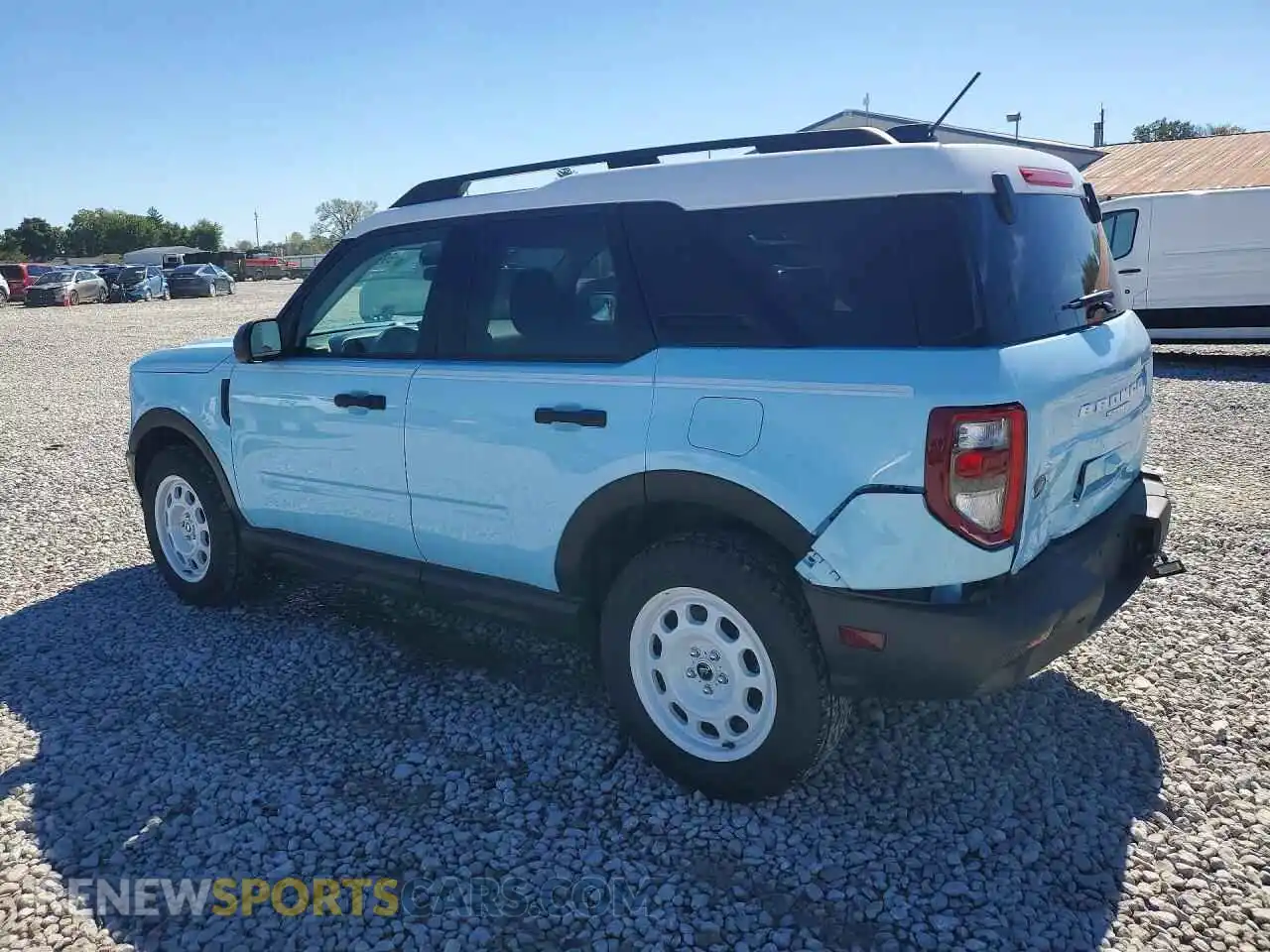 2 fotografías del automóvil dañado 3FMCR9GN2SRF53465 FORD BRONCO 2025