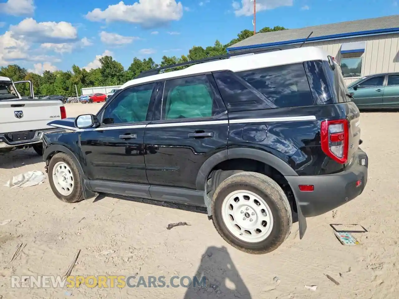2 fotografías del automóvil dañado 3FMCR9GN4SRF56318 FORD BRONCO 2025