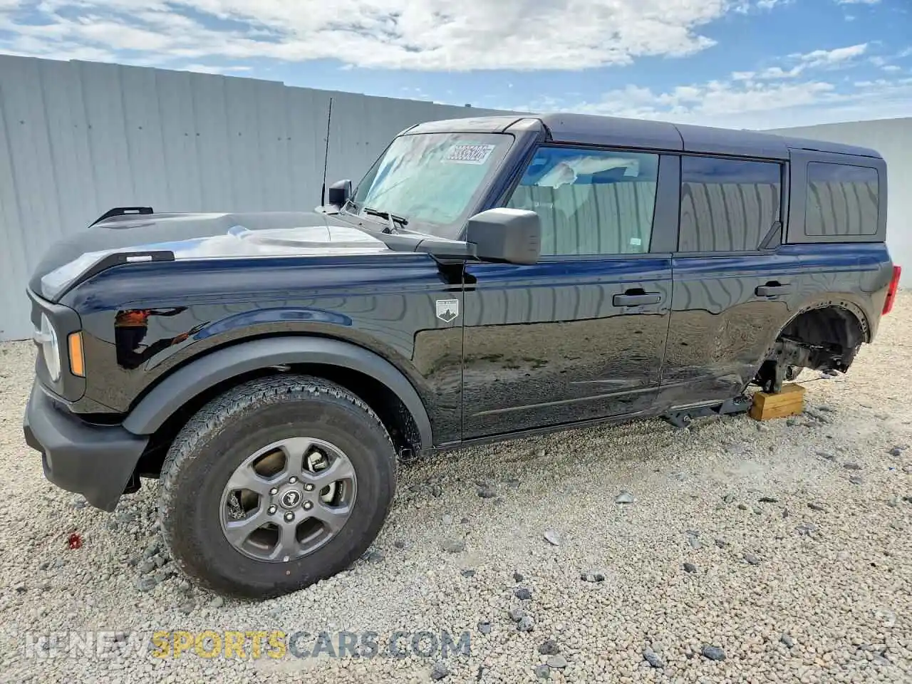 1 Фотография поврежденного автомобиля 1FMDE7BH6TLA55579 FORD BRONCO 2026