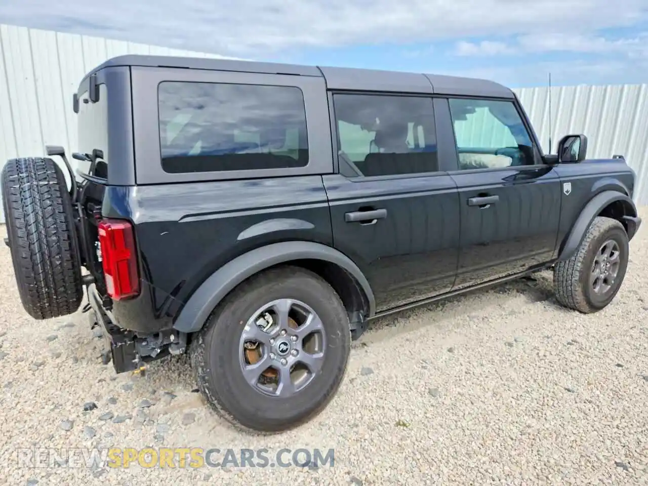 3 Фотография поврежденного автомобиля 1FMDE7BH6TLA55579 FORD BRONCO 2026