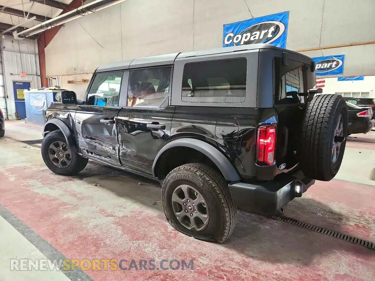 2 Photograph of a damaged car 1FMDE7BHXTLA82381 FORD BRONCO 2026