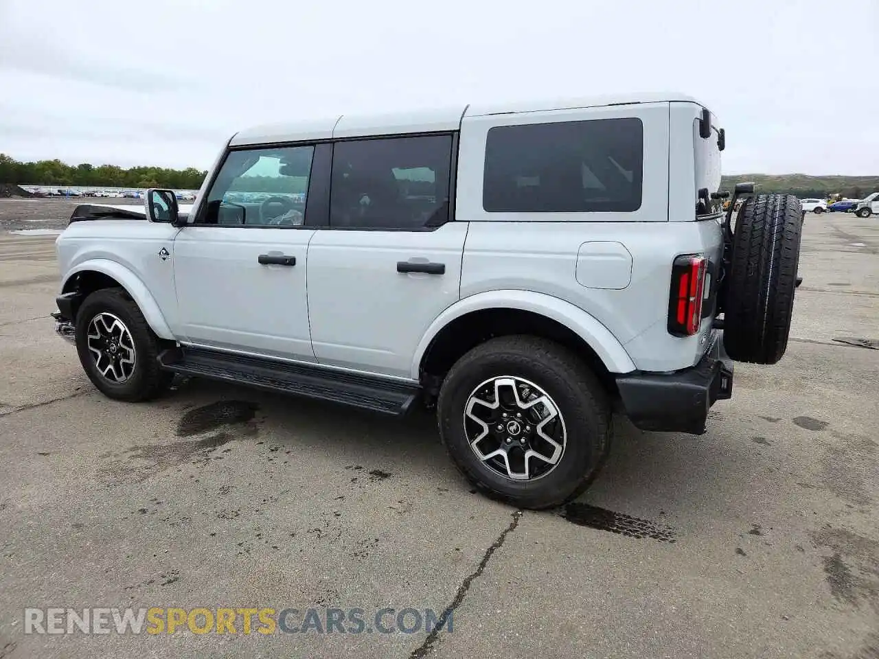 2 Photograph of a damaged car 1FMDE8BH1TLB04760 FORD BRONCO 2026