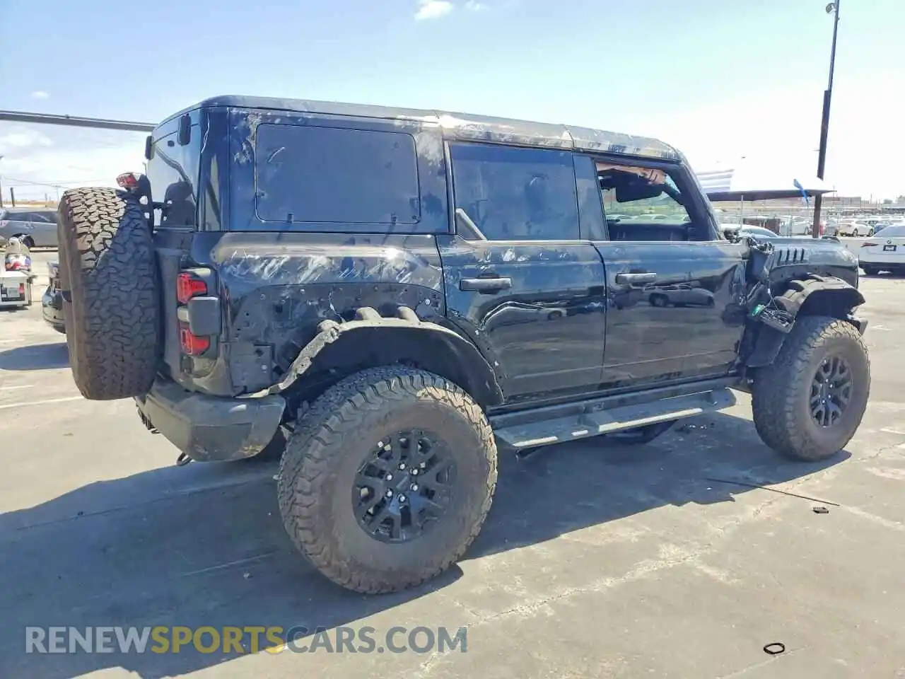 3 fotografías del automóvil dañado 1FMEE0RR2TLB07350 FORD BRONCO 2026