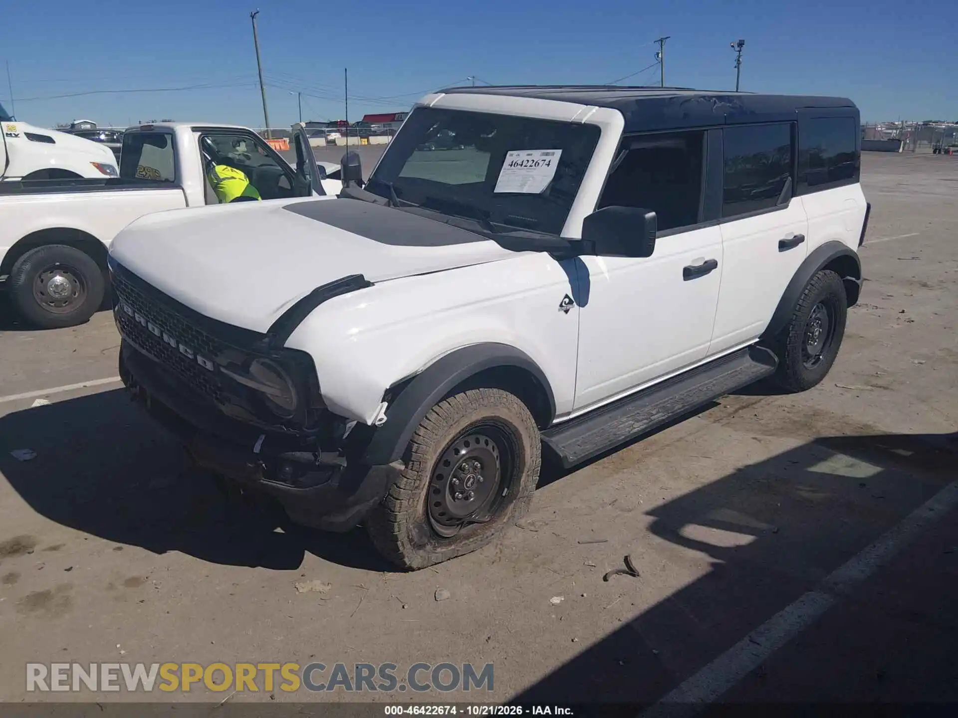 2 fotografías del automóvil dañado 1FMEE8BP3TLB15870 FORD BRONCO 2026