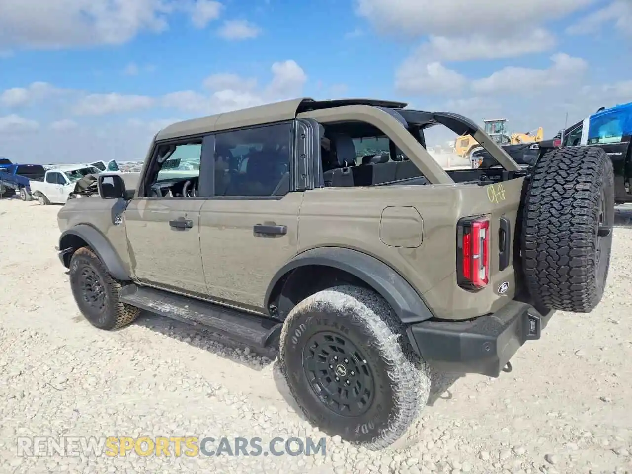 2 Photograph of a damaged car 1FMEE8BPXTLB21102 FORD BRONCO 2026