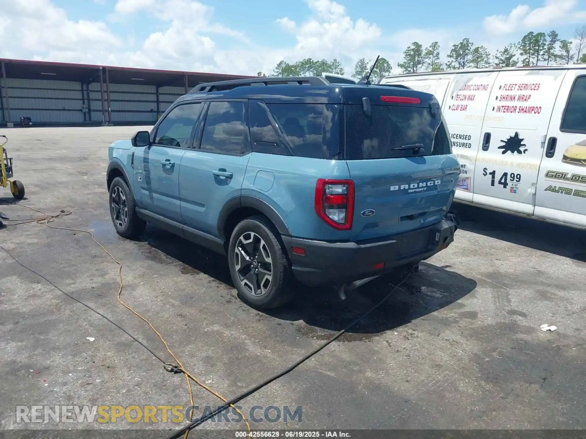 3 Photograph of a damaged car 3FMCR9C65PRD06673 FORD BRONCO SPORT 2023