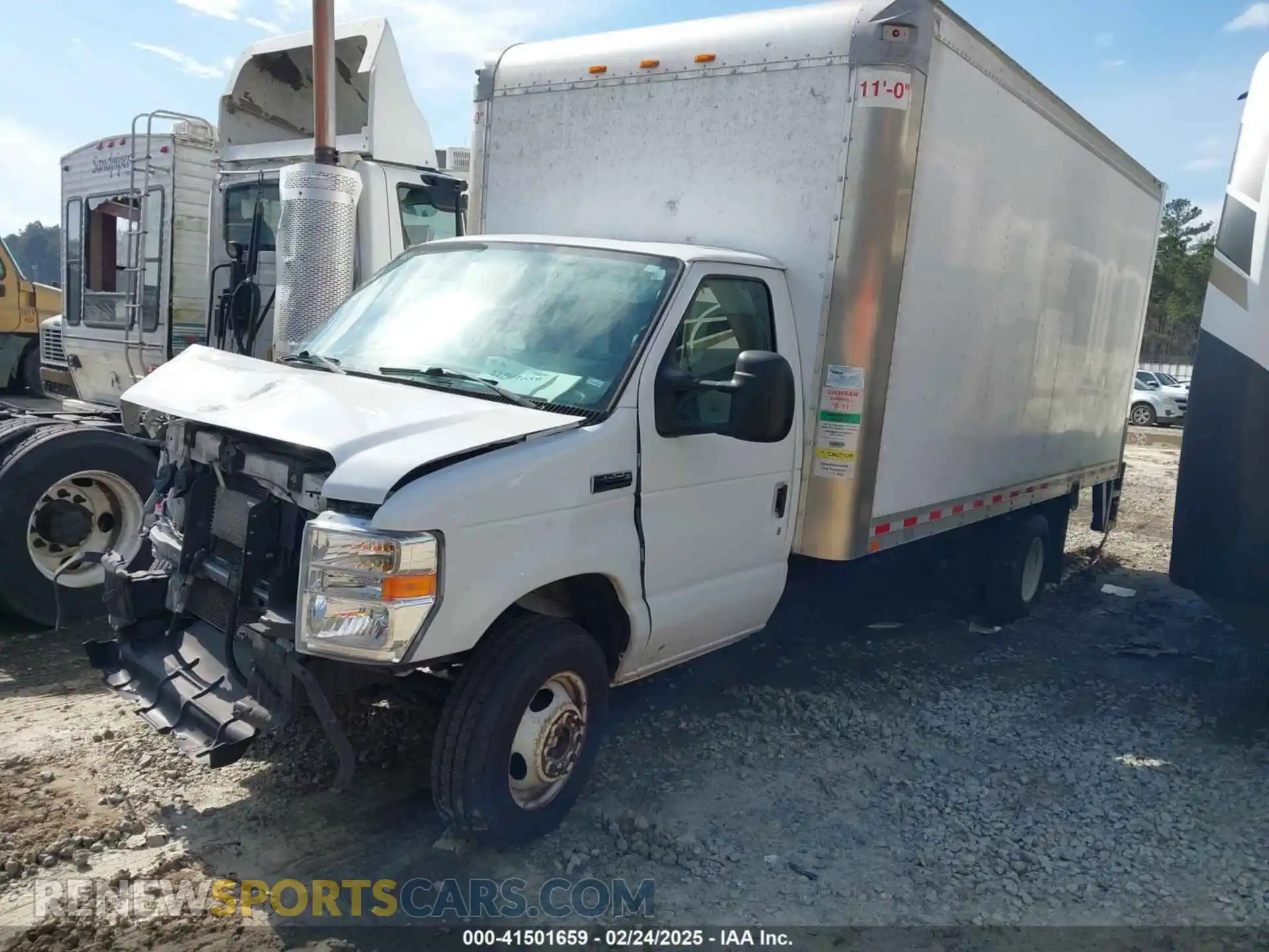 2 Photograph of a damaged car 1FDWE3FS7KDC32236 FORD E-350 CUTAWAY 2019