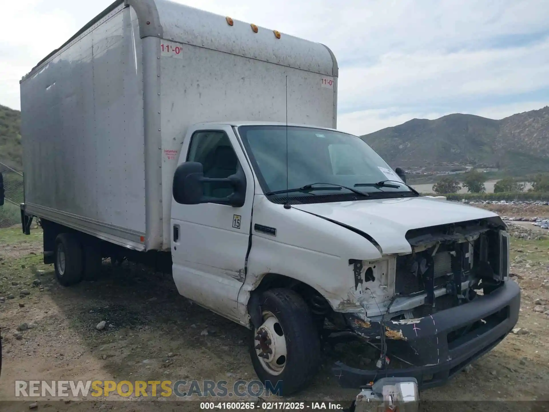 1 Photograph of a damaged car 1FDWE3FS7KDC42457 FORD E-350 CUTAWAY 2019