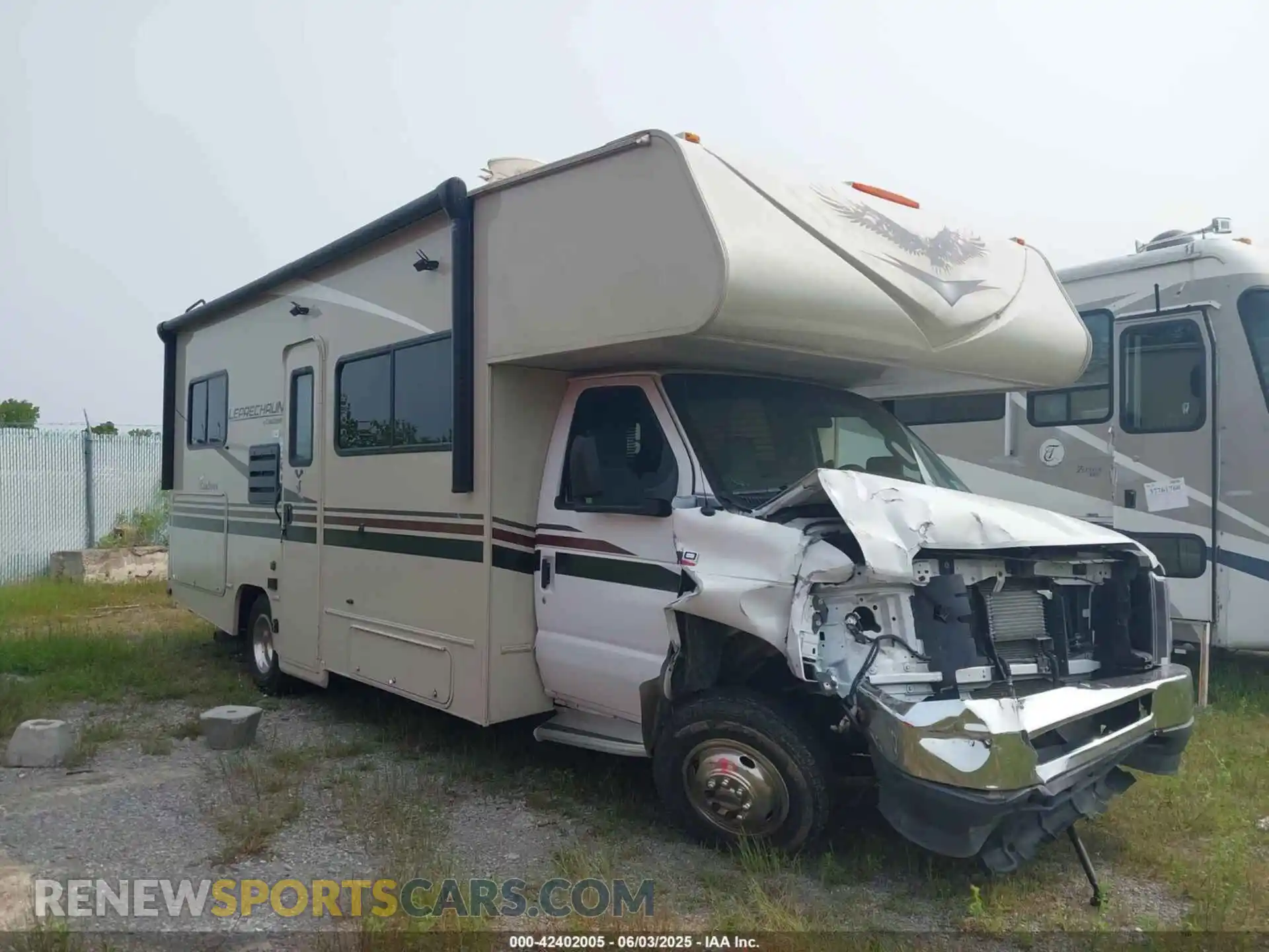 1 Photograph of a damaged car 1FDWE3FN4MDC36385 FORD E-350 CUTAWAY 2021