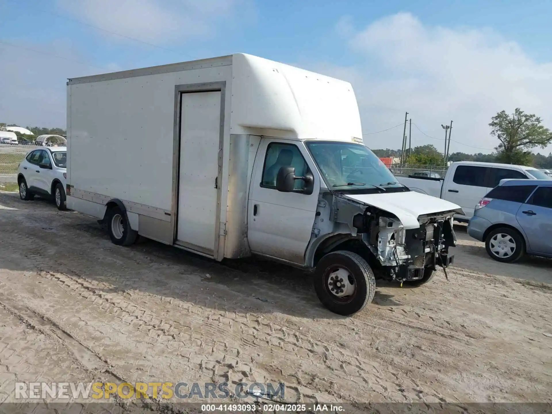 1 Photograph of a damaged car 1FDWE3FN6NDC13871 FORD E-350 CUTAWAY 2022