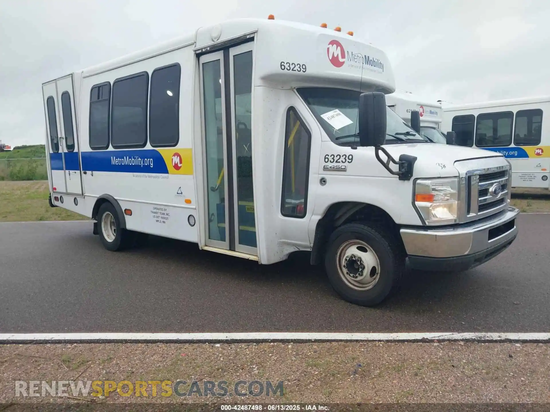 1 Photograph of a damaged car 1FDFE4FS3KDC56135 FORD E-450 CUTAWAY 2019