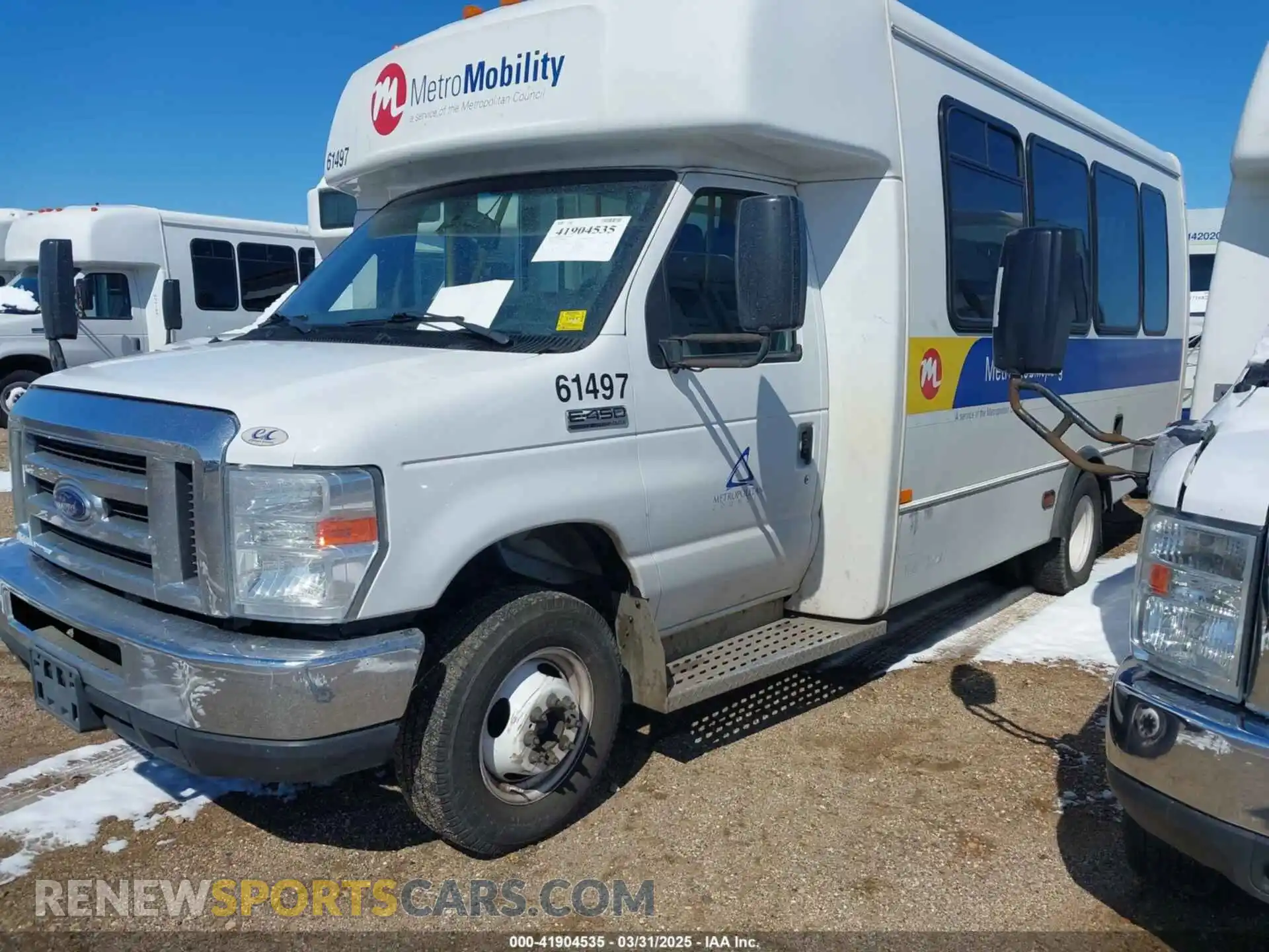 2 Photograph of a damaged car 1FDFE4FS8KDC59662 FORD E-450 CUTAWAY 2019