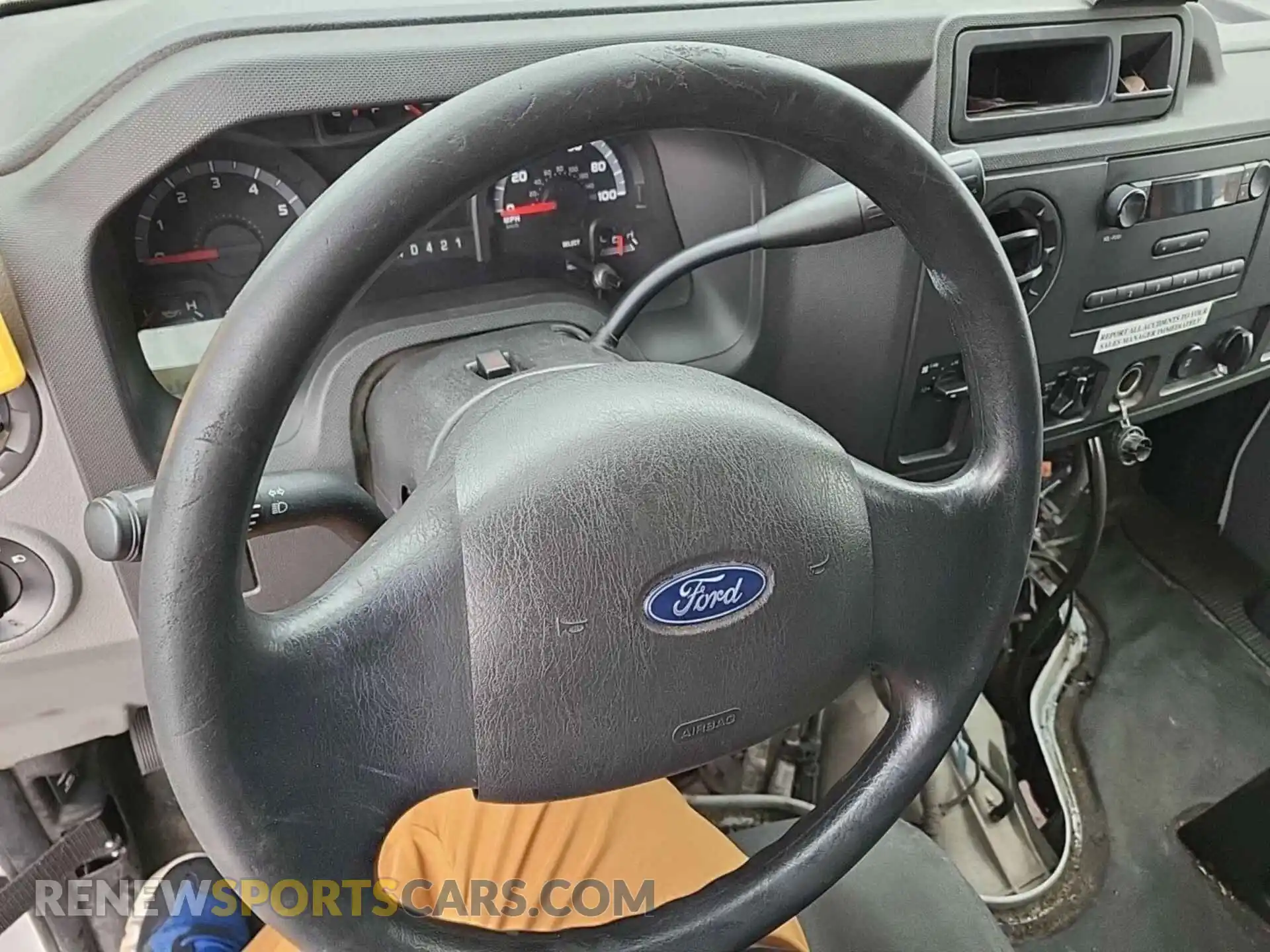 2 Photograph of a damaged car 1FDXE4FS0KDC07821 FORD E-450 CUTAWAY 2019