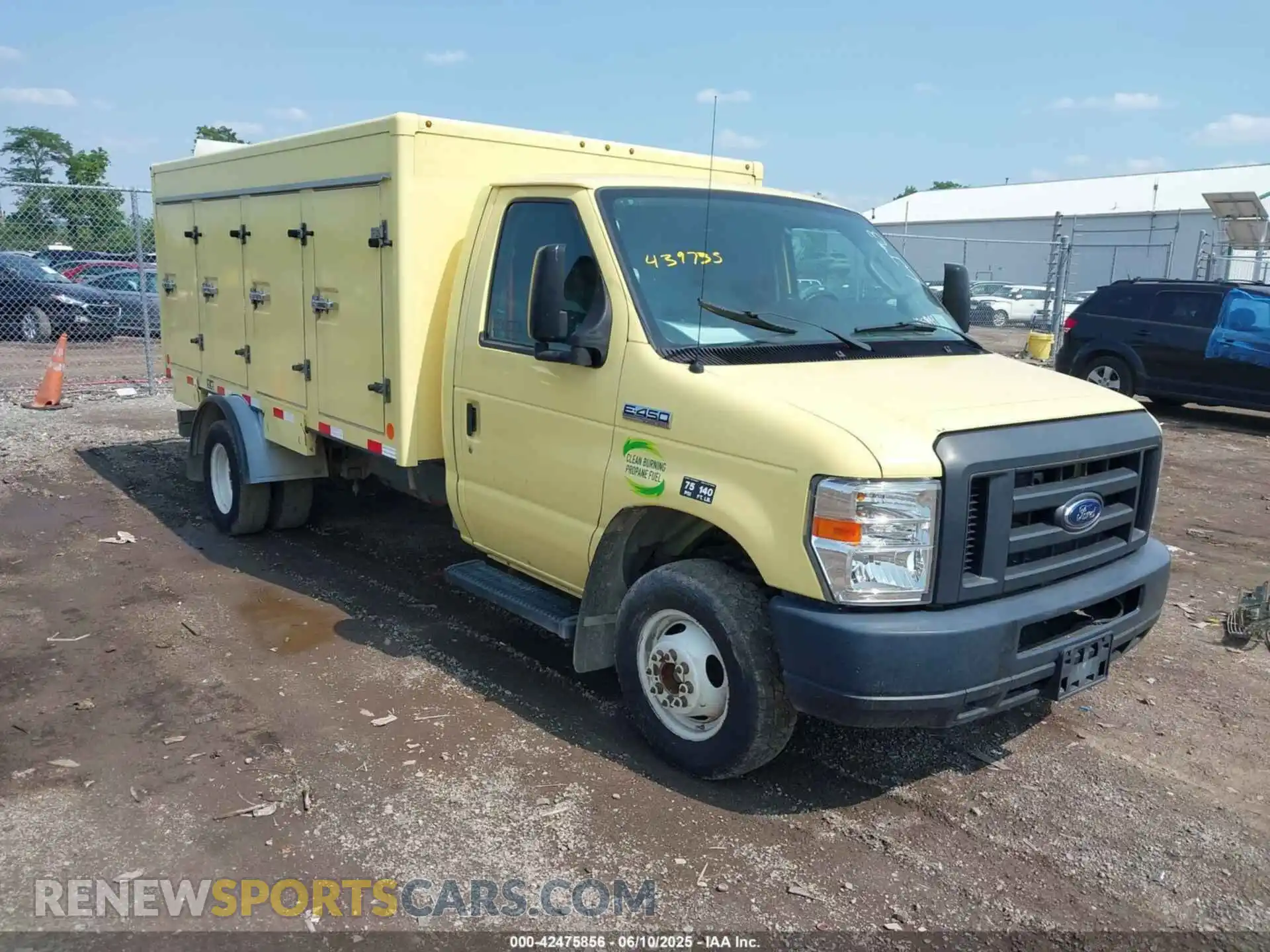 1 Photograph of a damaged car 1FDXE4FS1KDC57742 FORD E-450 CUTAWAY 2019