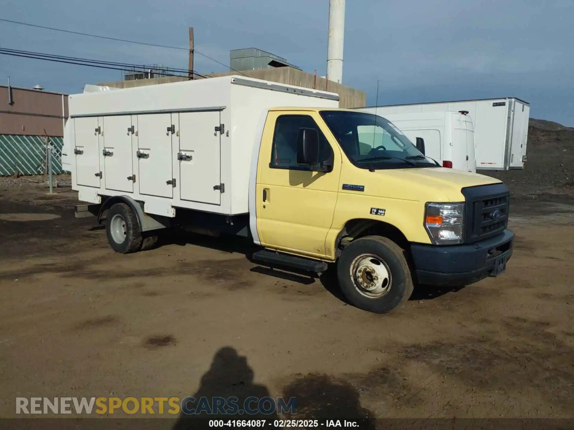 1 fotografías del automóvil dañado 1FDXE4FS4KDC52244 FORD E-450 CUTAWAY 2019