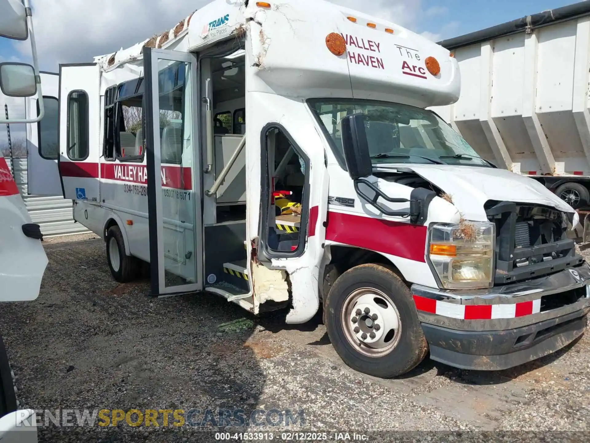 1 Photograph of a damaged car 1FDFE4FN7NDC11567 FORD E-450 CUTAWAY 2022