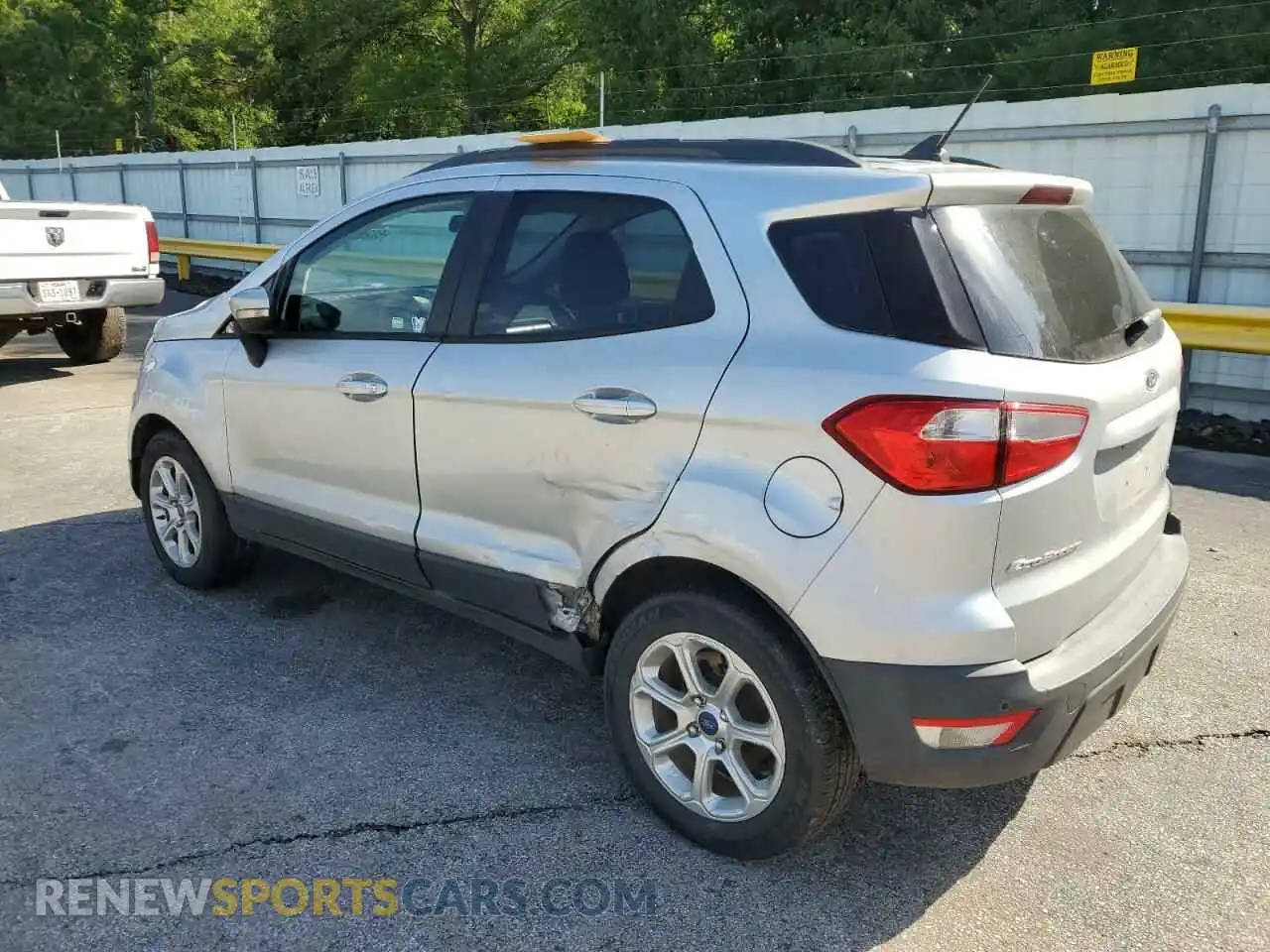 2 fotografías del automóvil dañado MAJ3S2GE2KC308248 FORD ECOSPORT 2019