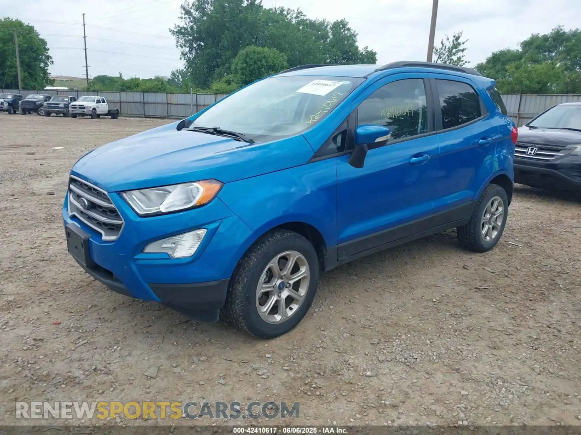 2 fotografías del automóvil dañado MAJ6S3GL2KC300023 FORD ECOSPORT 2019