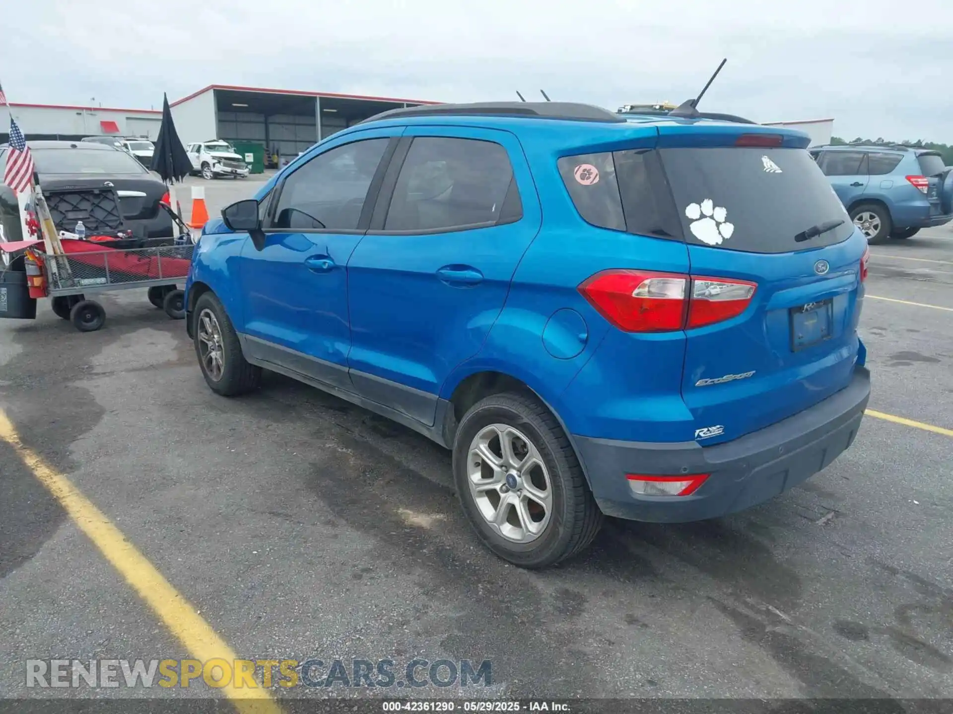 3 Photograph of a damaged car MAJ3S2GE2LC330185 FORD ECOSPORT 2020