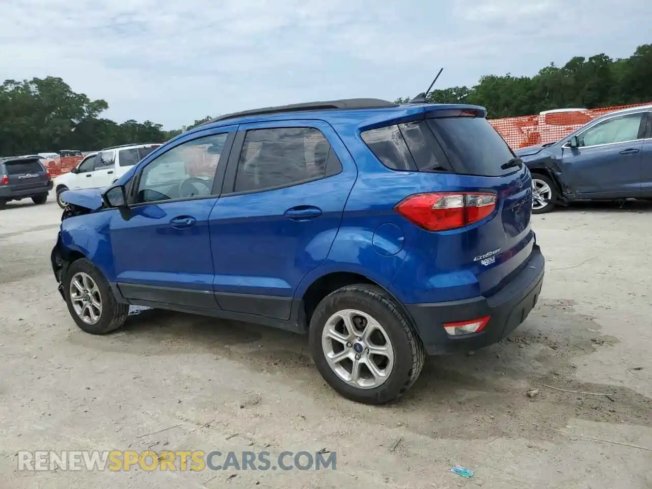 2 Фотография поврежденного автомобиля MAJ6S3GL5LC365742 FORD ECOSPORT 2020