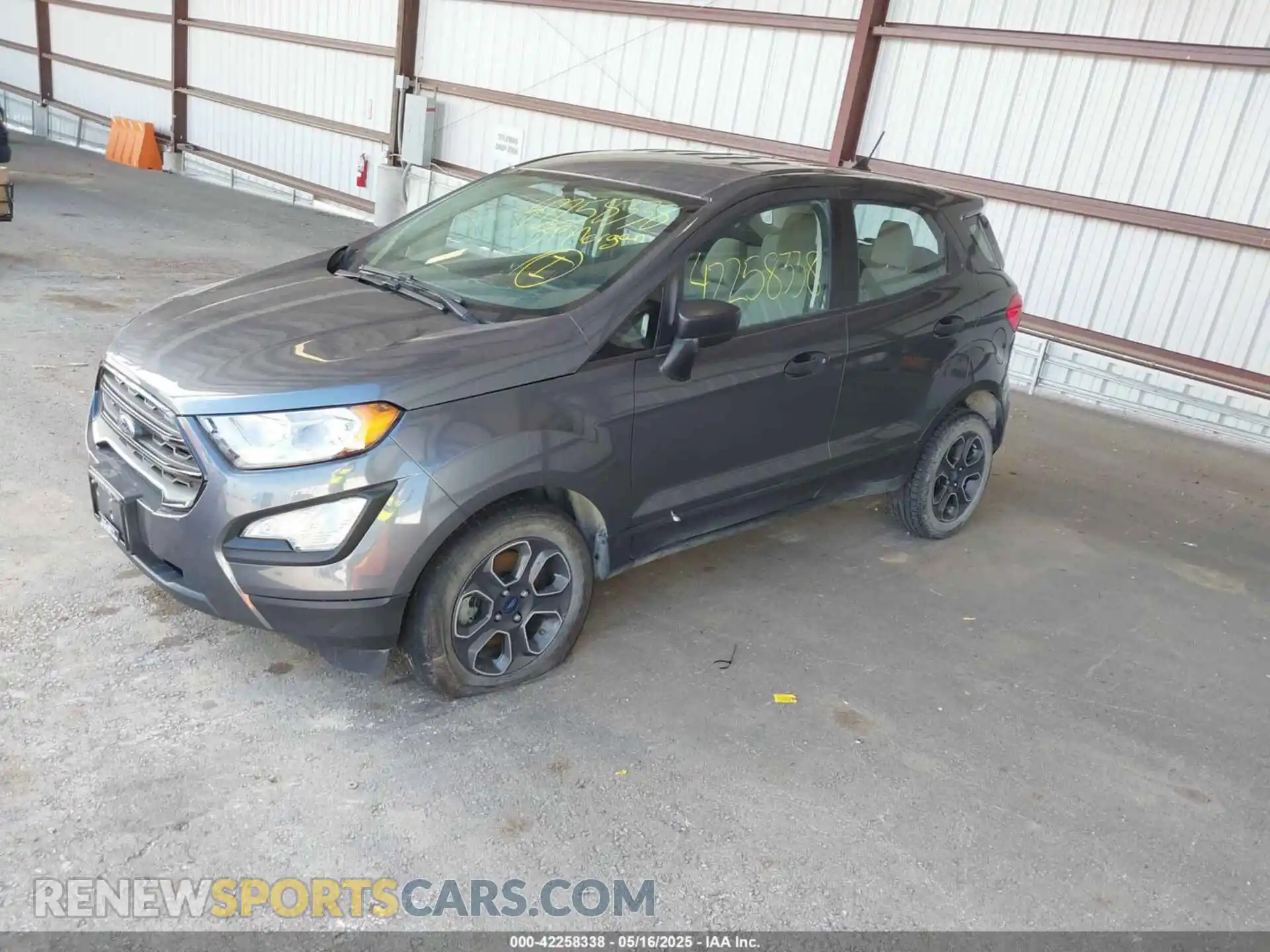 2 fotografías del automóvil dañado MAJ3S2FE2MC398599 FORD ECOSPORT 2021