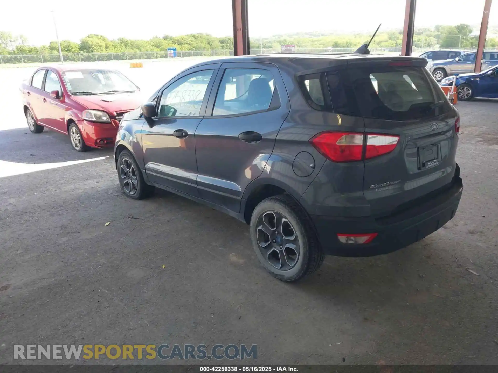 3 fotografías del automóvil dañado MAJ3S2FE2MC398599 FORD ECOSPORT 2021