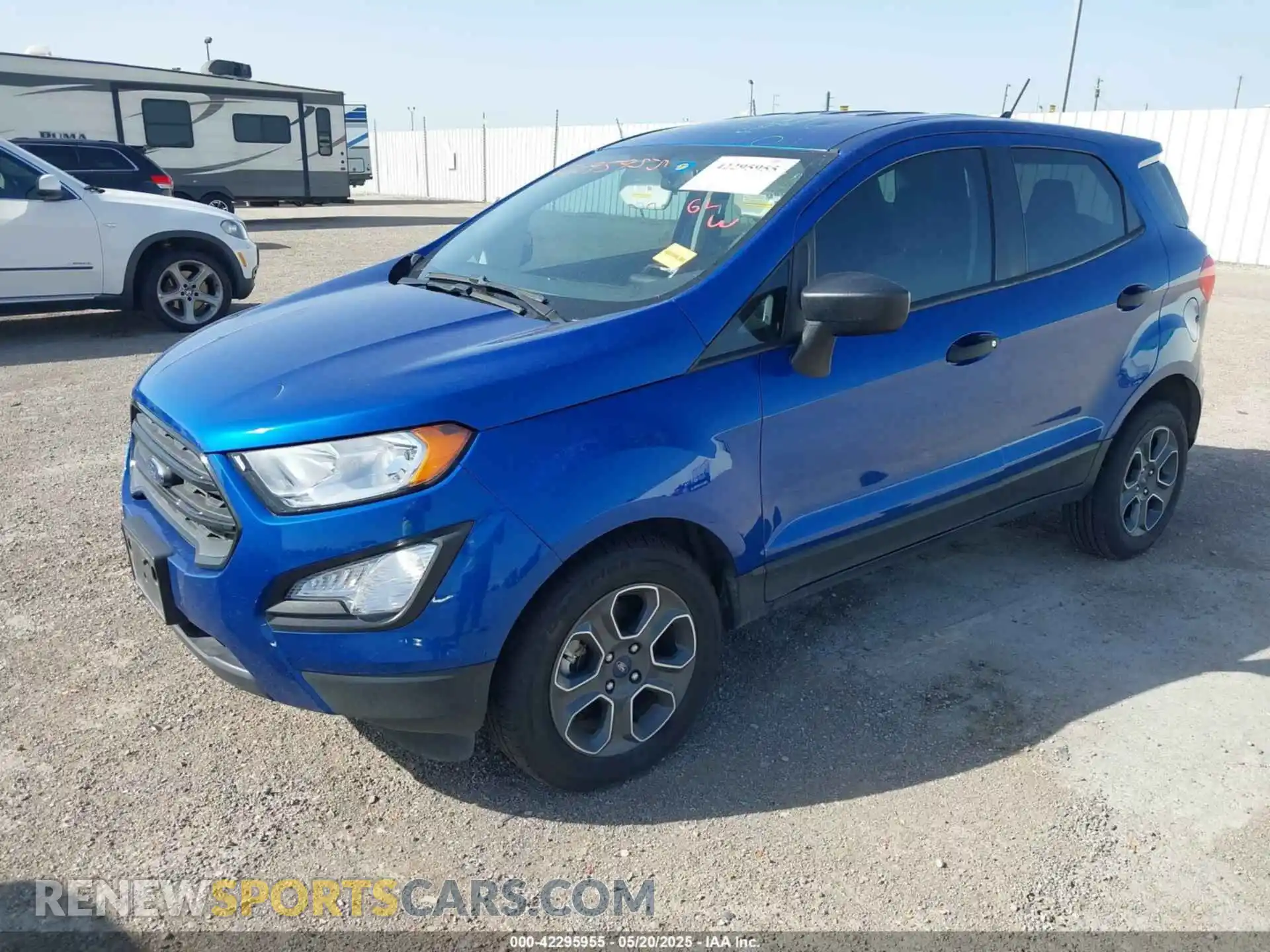 2 fotografías del automóvil dañado MAJ3S2FE9MC437818 FORD ECOSPORT 2021