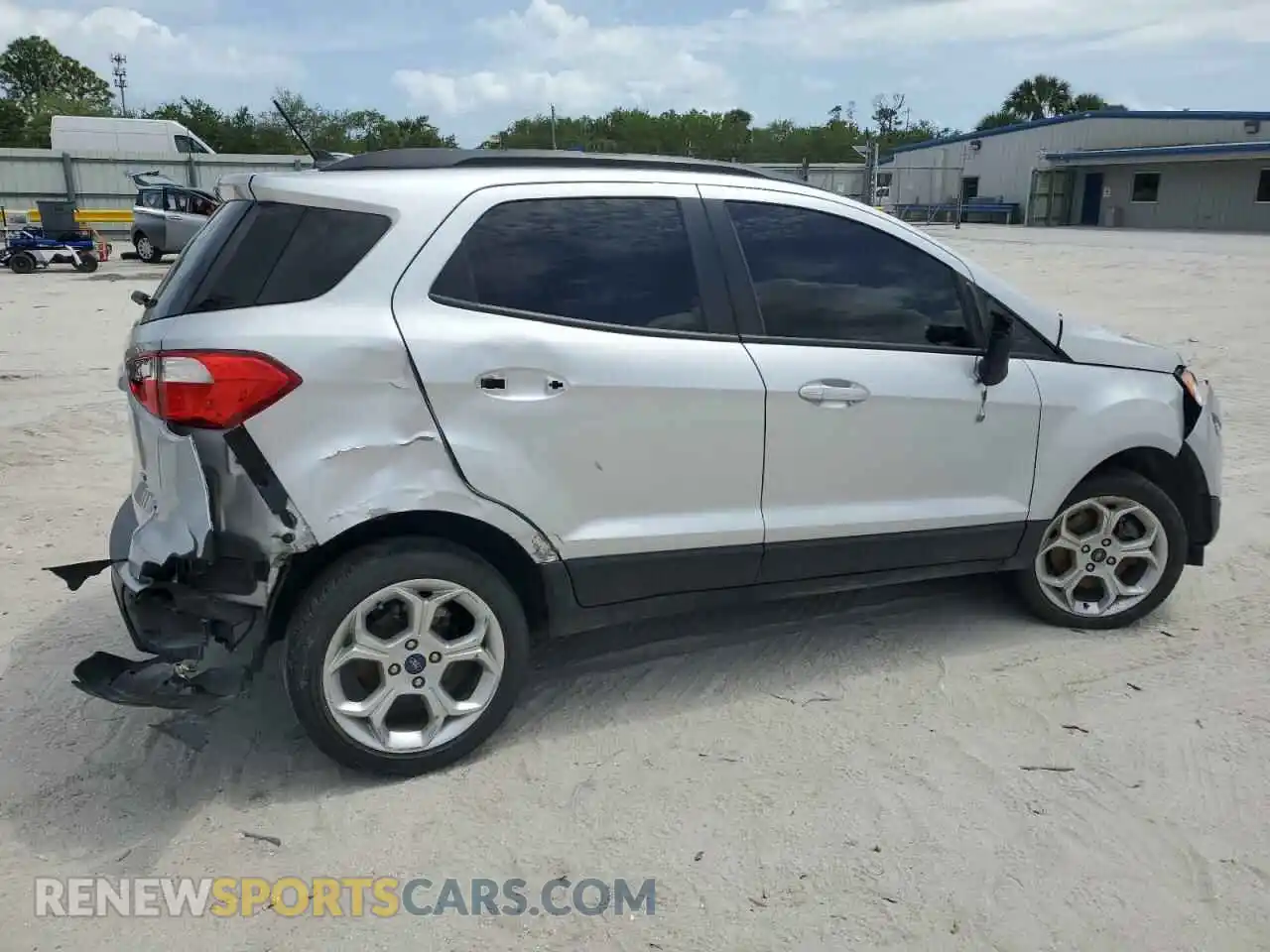 3 fotografías del automóvil dañado MAJ3S2GE0MC453081 FORD ECOSPORT 2021