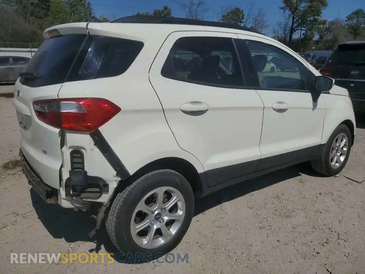 3 fotografías del automóvil dañado MAJ3S2GE1MC437827 FORD ECOSPORT 2021