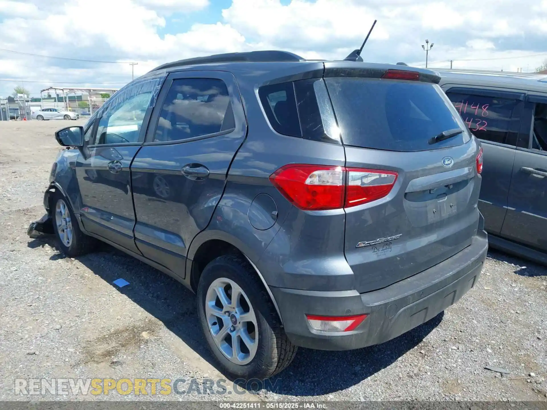 3 fotografías del automóvil dañado MAJ3S2GE3MC423248 FORD ECOSPORT 2021