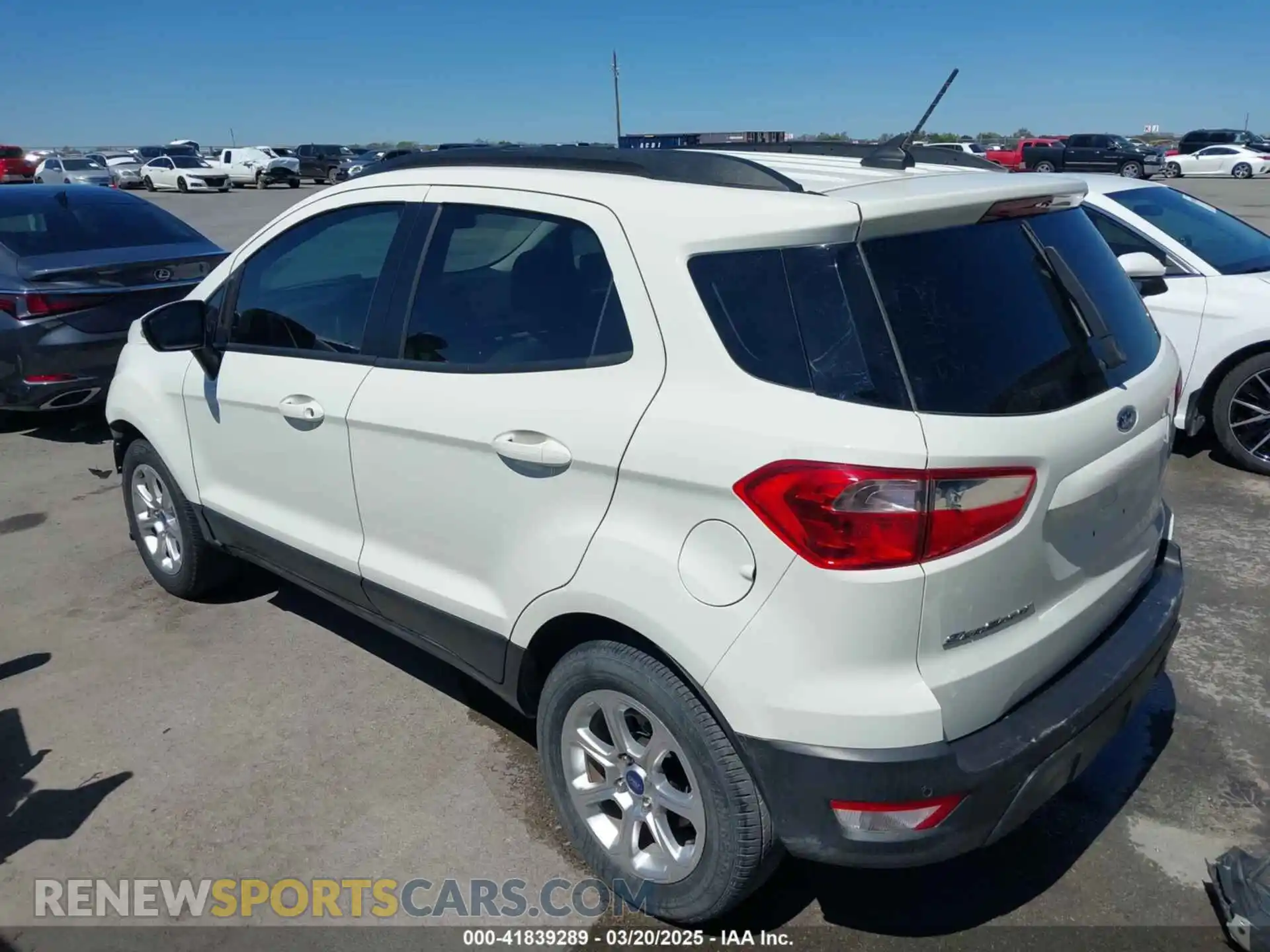 3 fotografías del automóvil dañado MAJ3S2GE4MC439992 FORD ECOSPORT 2021