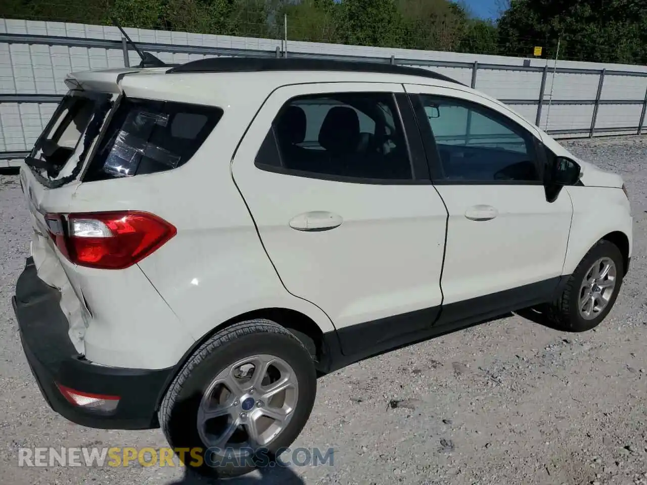 3 fotografías del automóvil dañado MAJ3S2GE7MC444040 FORD ECOSPORT 2021