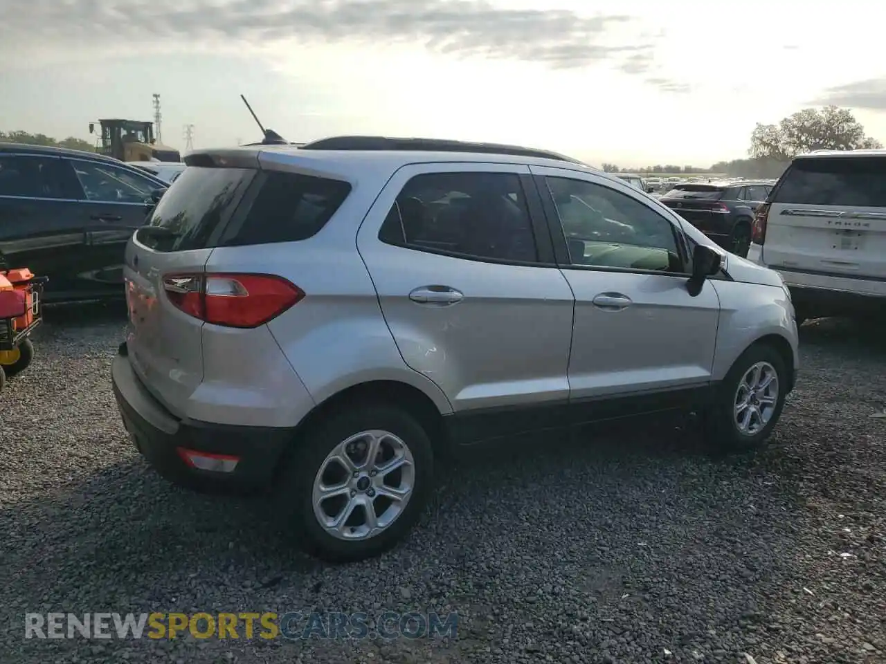 3 fotografías del automóvil dañado MAJ3S2GEXMC449698 FORD ECOSPORT 2021